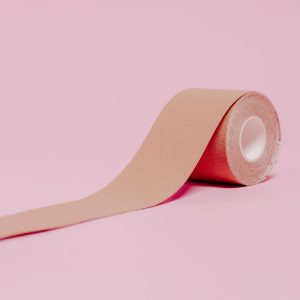 Boob Tape Nude 5.5 Yardas, 2" de Ancho